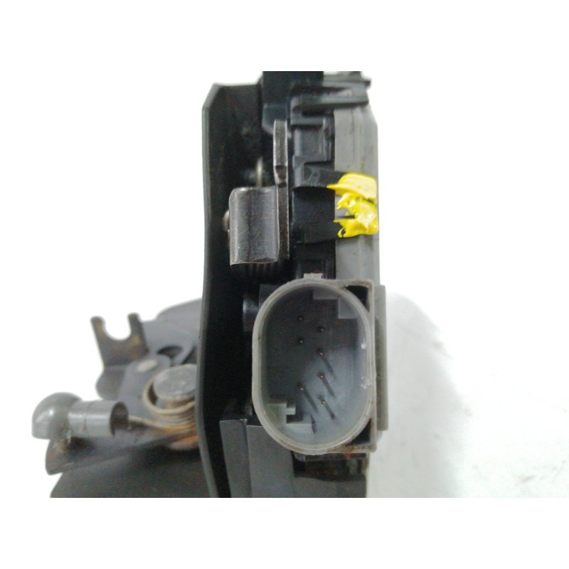 CERRADURA PUERTA DELANTERA DERECHA 0V0840