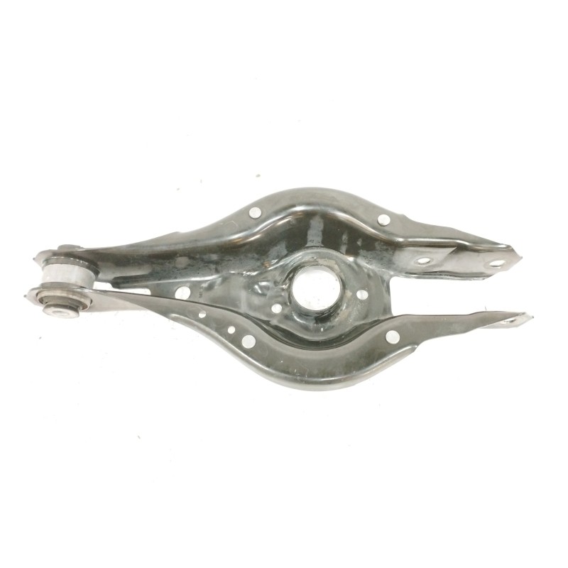 Recambio de brazo suspension inferior trasero derecho para bmw 4 descapotable (f33, f83) 420 i referencia OEM IAM 6867540  