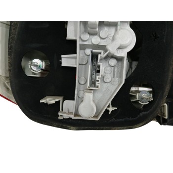 Recambio de piloto trasero derecho para bmw serie 1 berlina (e81/e87) 116d referencia OEM IAM 7164956  