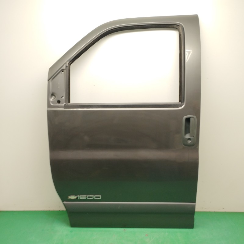 Recambio de puerta delantera izquierda para chevrolet express autobús 5.3 2500 referencia OEM IAM   