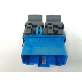 Recambio de mando elevalunas delantero izquierdo para renault megane ii berlina 5p referencia OEM IAM 8200107772  