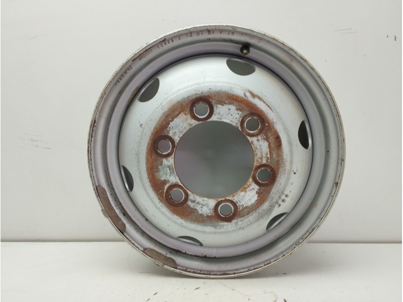 Recambio de llanta para nissan l - 35.06 2.8 d referencia OEM IAM  5,5JK16HA 