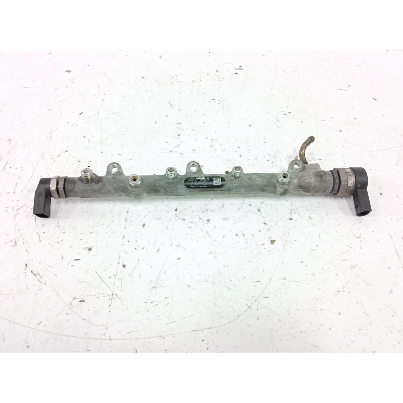 Recambio de rampa inyectora para bmw x3 (e83) 2.0 d referencia OEM IAM 7787164 0445214030 