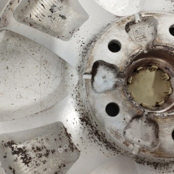 Recambio de llanta para kia cee´d 1.6 crdi cat referencia OEM IAM 529101H200 6JX16 OFFSET51 5H 5X115