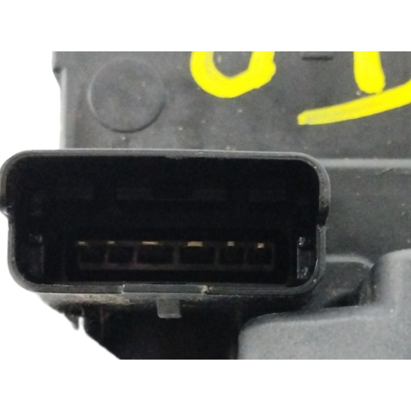 CERRADURA PUERTA TRASERA DERECHA
