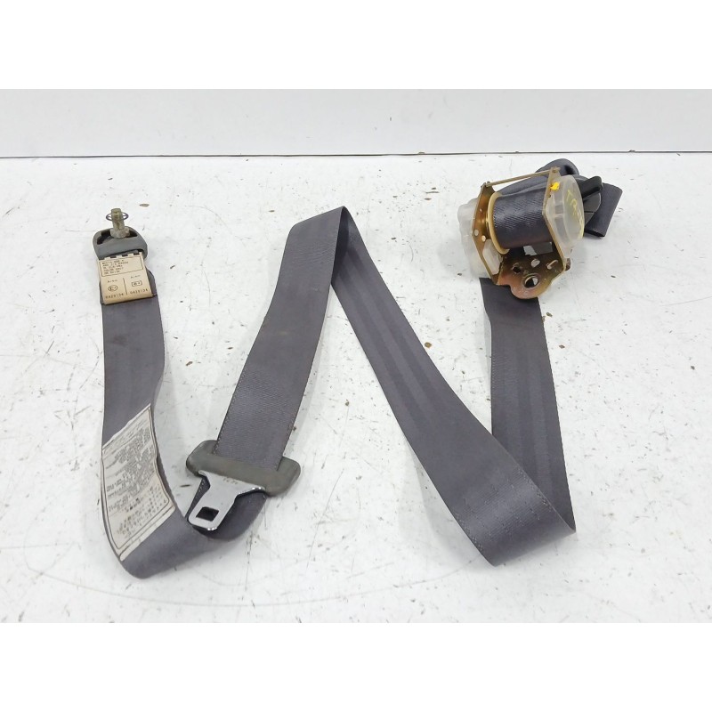 Recambio de cinturon seguridad trasero derecho para toyota rav 4 ii (_a2_) 2.0 4wd (aca21, aca20) referencia OEM IAM 7J3660  