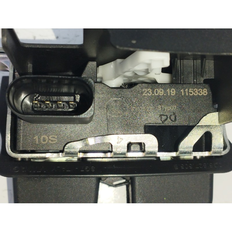 CERRADURA MALETERO / PORTON