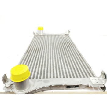 Recambio de intercooler para toyota auris 2.2 d-cat referencia OEM IAM JD1271002541  