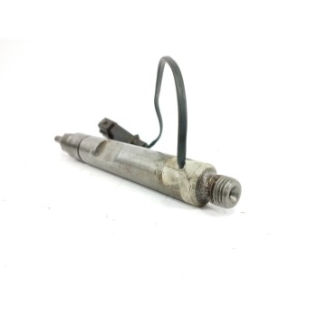 Recambio de inyector para seat ibiza (6k1) stella referencia OEM IAM 038130201F PILOTADO 0432193735