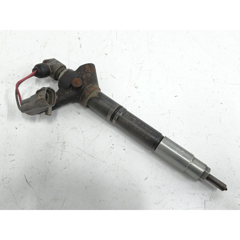 Recambio de inyector para lexus is ii (_e2_) 220d (ale20) referencia OEM IAM 2367026011  