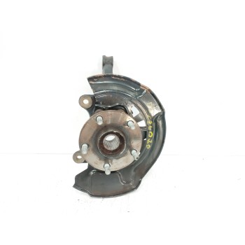 Recambio de mangueta delantera izquierda para toyota auris 2.2 d-cat referencia OEM IAM   