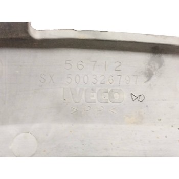 Recambio de aletin delantero izquierdo para iveco daily caja abierta / volquete 2.8 diesel cat referencia OEM IAM 500326797  