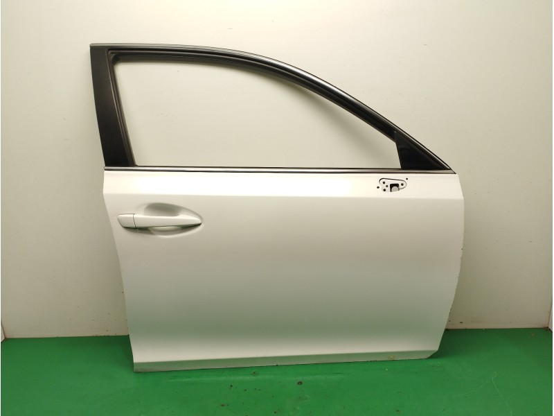 Recambio de puerta delantera derecha para lexus ct 1.8 16v cat (híbrido) referencia OEM IAM 6700176030 OBSERVAR FOTOS 