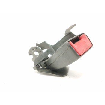 ENGANCHE CINTURON DERECHO 4F0857740D TRASERO 