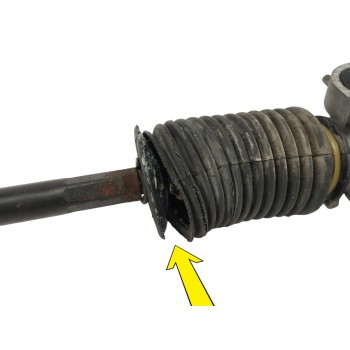 Recambio de cremallera direccion para renault 9 1.4 referencia OEM IAM  FUELLES DAÑADOS 