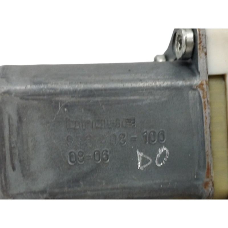 MOTOR ELEVALUNAS DELANTERO DERECHO 0130822331