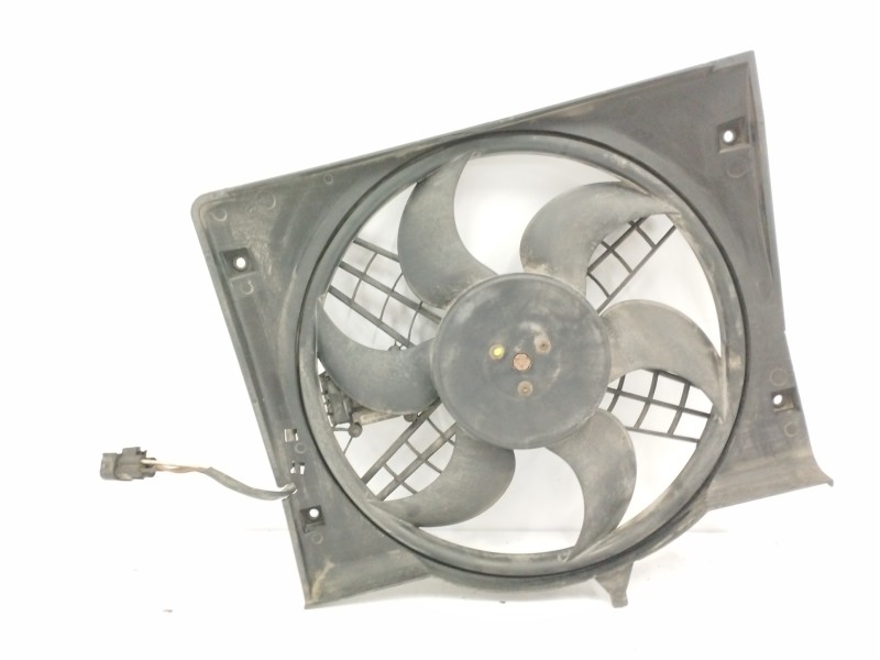 Recambio de electroventilador para bmw serie 3 touring (e46) 2.0 16v diesel cat referencia OEM IAM 7786009 155999638E 
