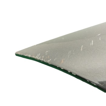 Recambio de aleta delantera izquierda para chevrolet lacetti 2.0 diesel cat referencia OEM IAM  OBSERVAR FOTOS 