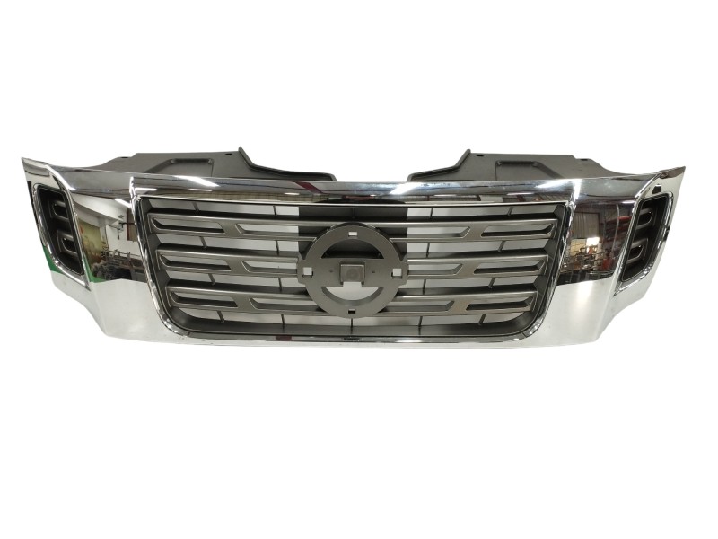 Recambio de rejilla delantera para nissan np300 pick-up (d23) referencia OEM IAM 623104KJ0C CROMADO 