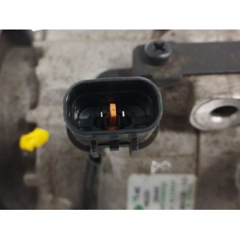 Recambio de compresor aire acondicionado para hyundai i30 (gd) 1.4 crdi cat referencia OEM IAM 97701A6700 F500JDCCE10 R134A