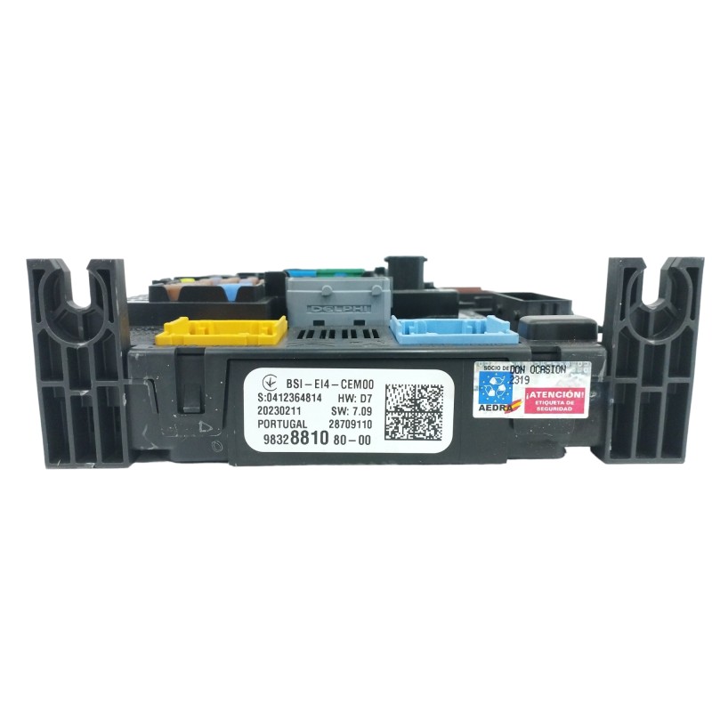 CAJA RELES / FUSIBLES
