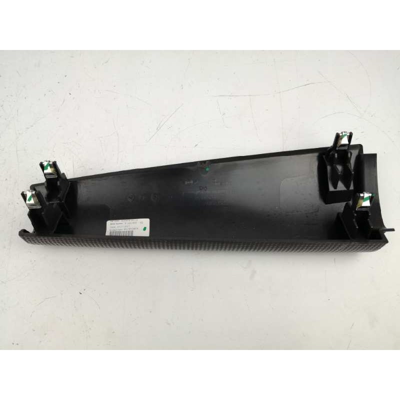 MOLDURA DERECHA DE SALPICADERO