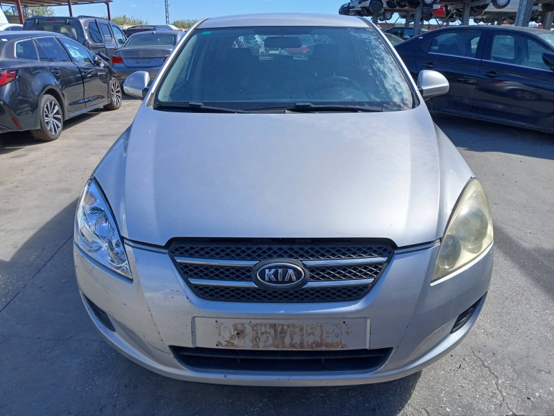 Recambio de carroceria corte para kia cee´d 1.4 cat referencia OEM IAM   