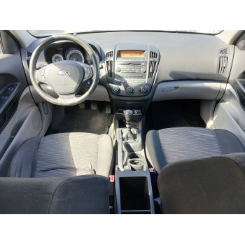 Recambio de carroceria corte para kia cee´d 1.4 cat referencia OEM IAM   