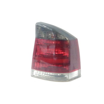 Recambio de piloto trasero derecho para opel vectra c berlina 1.9 cdti referencia OEM IAM 13130646  