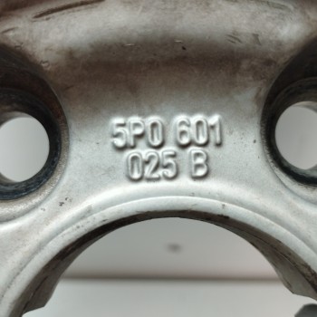 Recambio de llanta para seat altea (5p1) 2.0 tdi referencia OEM IAM 5P0601025B 6,5JX16H2 ET50 