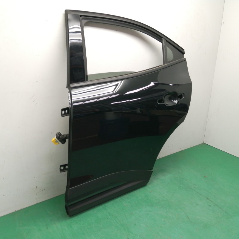 PUERTA TRASERA IZQUIERDA OBSERVAR FOTOS