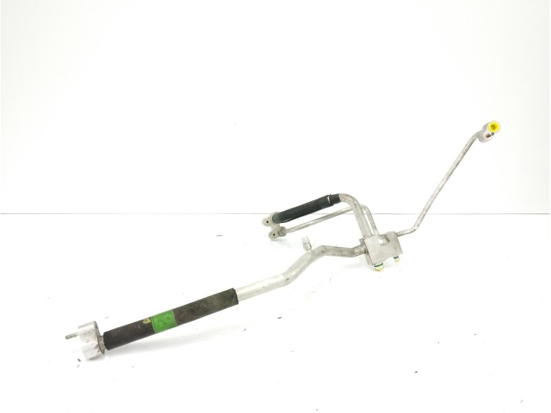 Recambio de tubos aire acondicionado para ssangyong rodius 2.7 turbodiesel cat referencia OEM IAM 6863021053 Recambio de tubos aire acondicionado para ssangyong rodius 2.7 turbodiesel cat referencia OEM IAM 6863021053