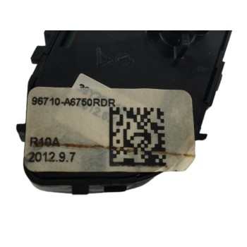 Recambio de mando volante para hyundai i30 (gd) 1.4 crdi cat referencia OEM IAM 96710A6750RDR LADO IZQUIERDO 