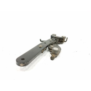 Recambio de soporte / guia puerta corredera para fiat doblo cargo (223) 1.9 jtd cat referencia OEM IAM  LADO INFERIOR IZQUIERDO 