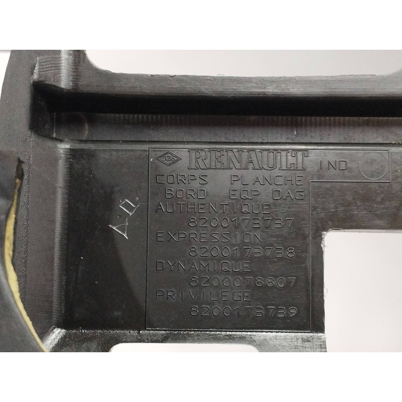 SALPICADERO 8200292043 8200301513