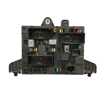 CAJA RELES / FUSIBLES 13302301 
