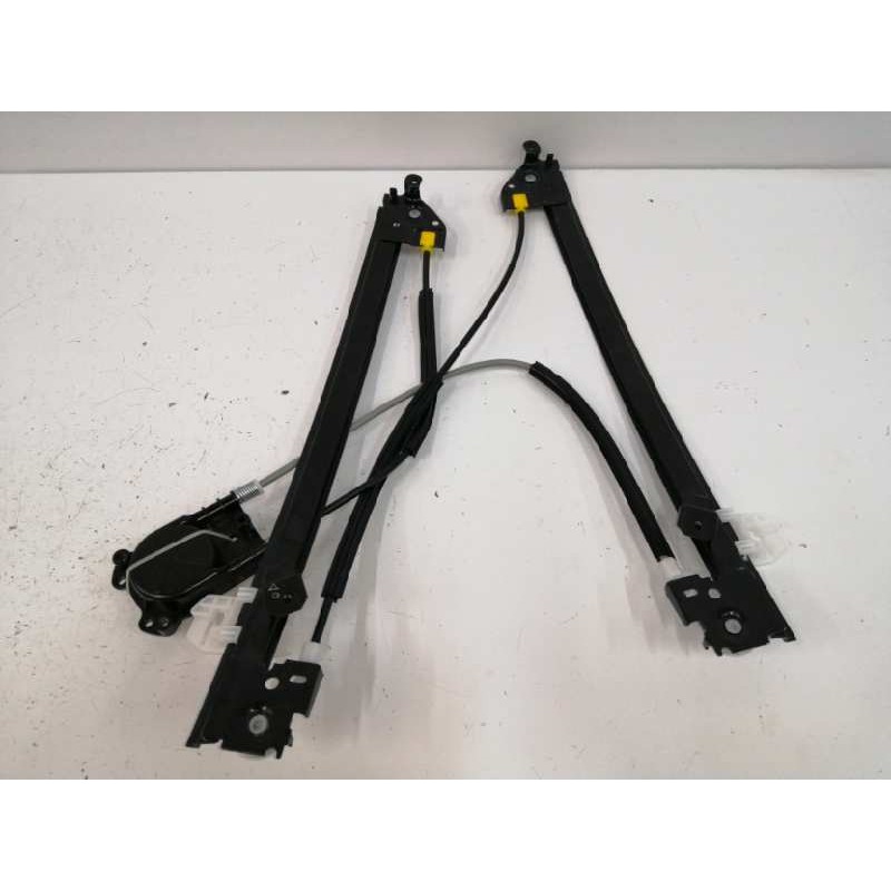 Recambio de elevalunas delantero izquierdo para renault megane ii berlina 5p confort dynamique referencia OEM IAM 8200325136 SIN