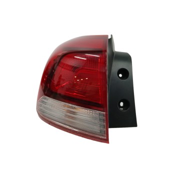 PILOTO TRASERO IZQUIERDO 92401H8 