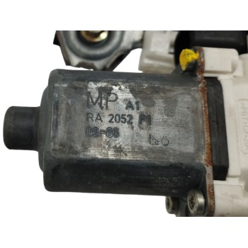 Recambio de elevalunas delantero derecho para mitsubishi colt berlina 5 (z30a) 1.3 cat referencia OEM IAM RA2052P1  