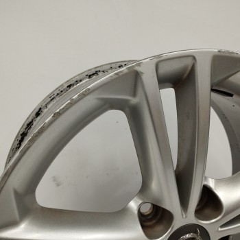 Recambio de llanta para opel insignia berlina 2.0 16v cdti referencia OEM IAM 02UYD 18X8JH2 IS42 5H 5X120