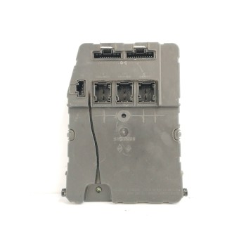 Recambio de caja reles / fusibles para renault megane ii coupe/cabrio 1.6 16v referencia OEM IAM 8200525384 S118400150D 