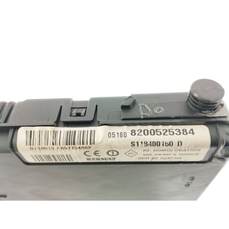 CAJA RELES / FUSIBLES S118400150D