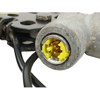 Recambio de pretensor airbag derecho para bmw serie 5 berlina (e60) 3.0 turbodiesel cat referencia OEM IAM 6982520 561272102E 