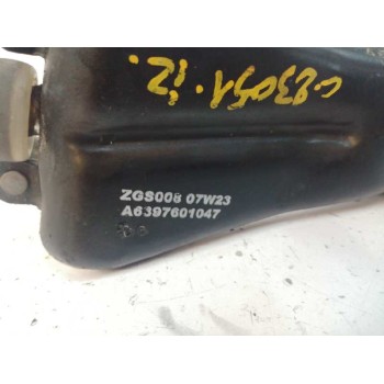 Recambio de soporte / guia puerta corredera para mercedes-benz vito caja cerrada 6.03  2.1 cdi referencia OEM IAM A6397601047 IZ