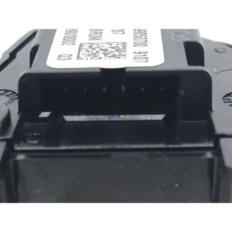 MANDO VOLANTE LADO DERECHO