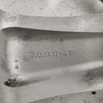 Recambio de llanta para kia sorento ii (xm) 2.0 crdi referencia OEM IAM 529102P170 7,0JX17-41 5H 5X115