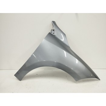 Recambio de aleta delantera derecha para renault megane iii berlina 5 p 1.6 16v referencia OEM IAM   