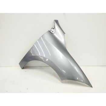 Recambio de aleta delantera derecha para renault megane iii berlina 5 p 1.6 16v referencia OEM IAM   