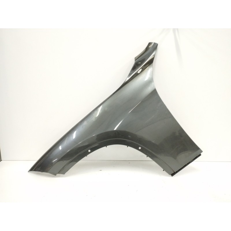 Recambio de aleta delantera izquierda para bmw x1 (e84) 2.0 turbodiesel cat referencia OEM IAM  OBSERVAR FOTOS 