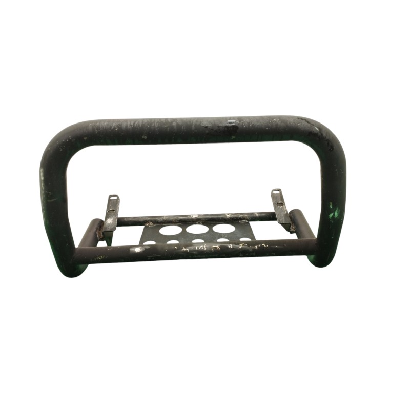 Recambio de defensa delantera para nissan terrano/terrano.ii (r20) 2.7 turbodiesel referencia OEM IAM   